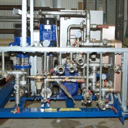 Pumpstation mit 3 Wasserkreisläufen für eine Induktivhärteanlage zum Kühlen von Abschreckmittel und div. Leistungselektrik; Komplette Baugruppe anschlussfertig